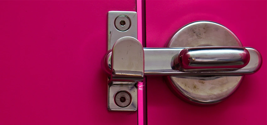 Childproof Gate Lock in Cherry Valley, California