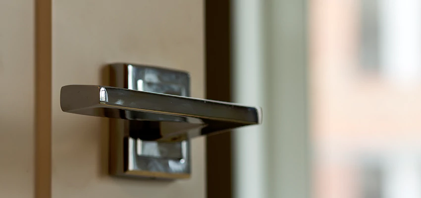 Door Lever Knob Repair in Cherry Valley, California